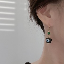 Allereya Vintage Black Enamel Devil Eye Drop Earrings Flower Eye Dangle Earring Black Enamel Eye Earrings Turquoise Pearl Earrings Jewellery for Women and Girls, Zinc, No Gemstone