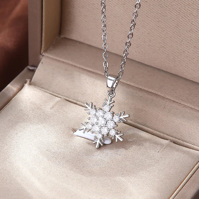 SLUYNZ Solid 925 Sterling Silver Sparkling CZ Snowflake Necklace Pendant