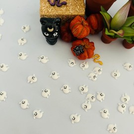 Miniature Ghost, Adorable Glow-in-The-Dark Micro Ghost Set of 50 - Tiny Resin Ghost, Dollhouse Miniature Ghost for Crafts and Accessories
