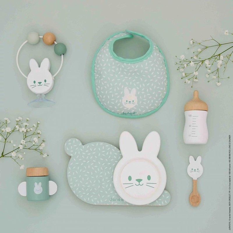 Janod - Set Pranzo e Bavaglino Zen - 7 Accessori