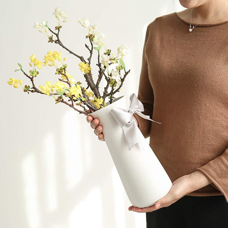 Pudding Cabin 9" H Elegant White Vase Bowknot Design Decorative