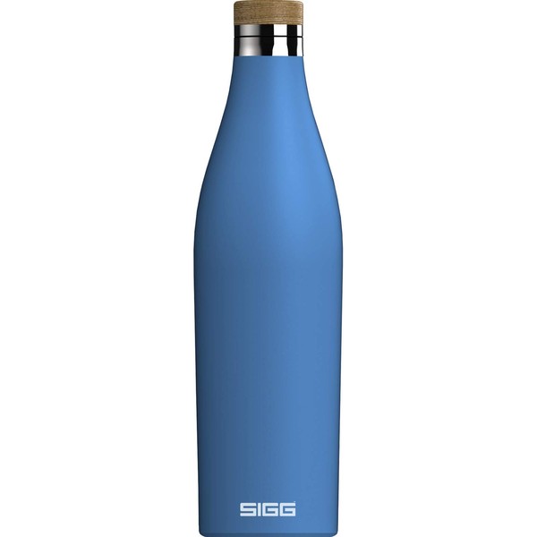 SIGG Meridian Electric Blue drinking bottle (0.7 L), pollutant-free and leak-proof water bottle made of stainless steel, double insulated bottle for cold and hot drinks