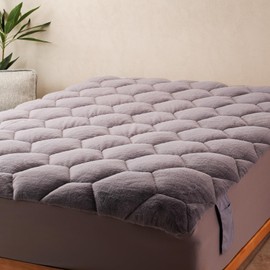 TEXSTEAD Faux Fur Fitted Mattress Pad Quilted Bottom Sheet, Fluffy Mattress Protector Cover, Luxury Soft Fitted Sheet Mattress Topper with 8-21" Deep Pocket Full