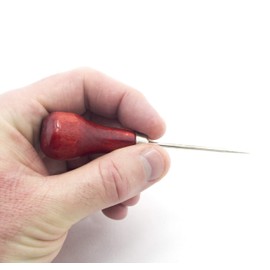 Wooden Handle Clickers Awl 10cm / 4 Inch