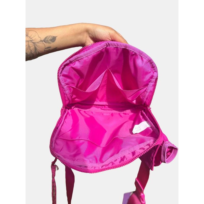 All In One Iris Bag (#1150) With a Built-In Water