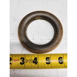 GM 20859337 Genuine OEM Replacement Part Leaf Spring Insulator Brand New