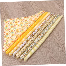 jojofuny 14Pcs Cotton Fabric DIY Craft Projects Cartoon Printed Patchwork Material for Quilting Easy to Cut Fold Sew for Home Decor Festive Crafts