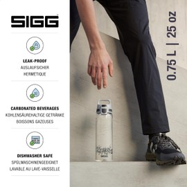 SIGG Total Clear ONE MyPlanet™ Drinking Bottle, BPA-Free and Leak-Proof Drinking Bottle, Unbreakable Sports Drinking Bottle Made of Tritan with Fruit Filter, Anthracite, 0.75 L