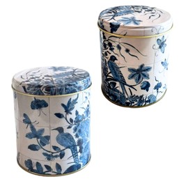 DeReuze Dutch Stroopwafels Gift Set with Decorative Netherlands Inspired Design Blue Tin and Special Occasion Gift Message Shipped in Organza Bag (Thank You)