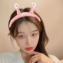 Snail Skincare Headband for Washing Face Makeup Hairbands for Women Elastic Hair Bands for Girls Hair Accessories for Teenagers Pink Spa Headbands for Make Up Head Band for Skin Care Hair Clips