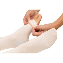 Carolon CAP Anti-Embolism Knee High DVT Ted Stockings 18mmHg Light Support Compression Latex FREE White SHORT LENGTH 3 Pairs