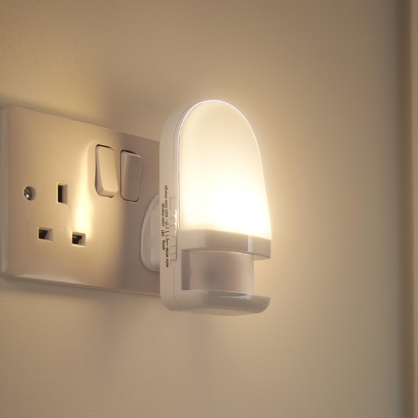 Auraglow Auraglow Automatic Plug in Colour Changing LED Nursery Night