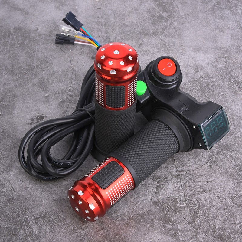 1 Pair Universal LED Voltage Display Twist Throttle for 12‑99V