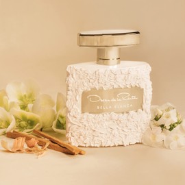 Oscar de la Renta Bella Blanca Eau de Parfum 3 Piece Gift Set for Women - Perfume Spray 3.4 Fl. Oz, & 1.0 Fl. Oz., and Body Lotion 3.4 Fl. Oz.