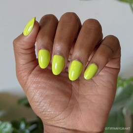 Glamnetic Short Oval Press On Nail Collection - Nail Glue & Remover:_Lime Green