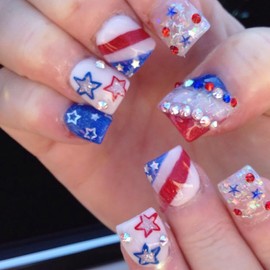 4th of July Short Press on Nails Square False Nails with Rhinestone Patriotic Star Design Red White Blue Fake Nails Independence Day Full Cover Stick on Nail for Holiday Party Salon Manicure 24Pcs
