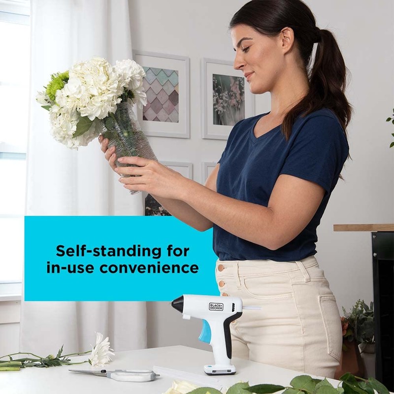 BLACK+DECKER 4V MAX Cordless Glue Gun, USB Rechargeable (BCGL115FF), White