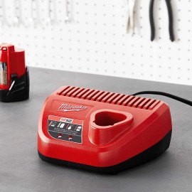 Milwaukee M12 REDLITHIUM CP2.0 Starter Kit Battery Pack Charger w/LED Indicating