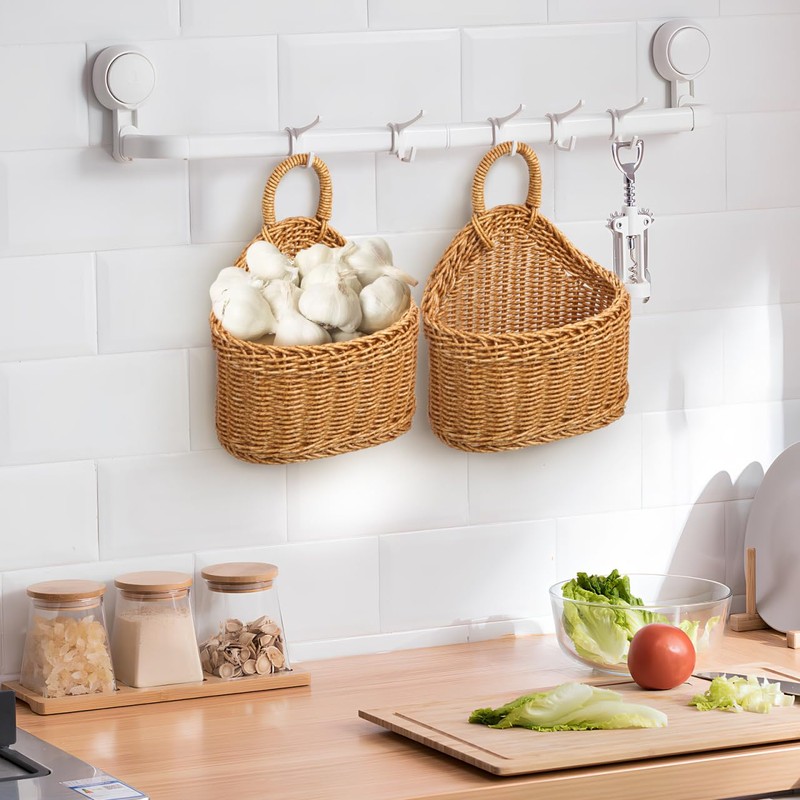 DECHOUS Small Wall Hanging Wicker Storage Basket, Plastic Woven Organizer