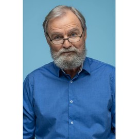 SILAC - Flexible Black 7092 - Unisex-Lesebrille - Rechteckige Gläser - Leichte, widerstandsfähige und komfortable Lesebrille - Dioptrien +3,25 - für Damen und Herren - Schwarz