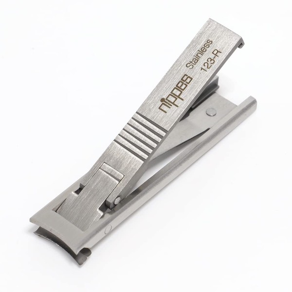 Thin, compact and portable nail clippers. A must-have item for your wallet! Nippes Solingen Folding Pocket Nail Clipper 123R POCKET NAIL CLIPPERS