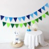 Green triangular flag banner.Green tied garlands.12 triangular flags per banner,felt
