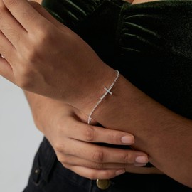 Cross Bracelet for Women 18k White Gold Plated Stainless Steel Cubic Zirconia Cross link Bracelet Dainty Simple Chain Bracelet Easter Christian Baptism Religious Faith Jewelry Gift for Her
