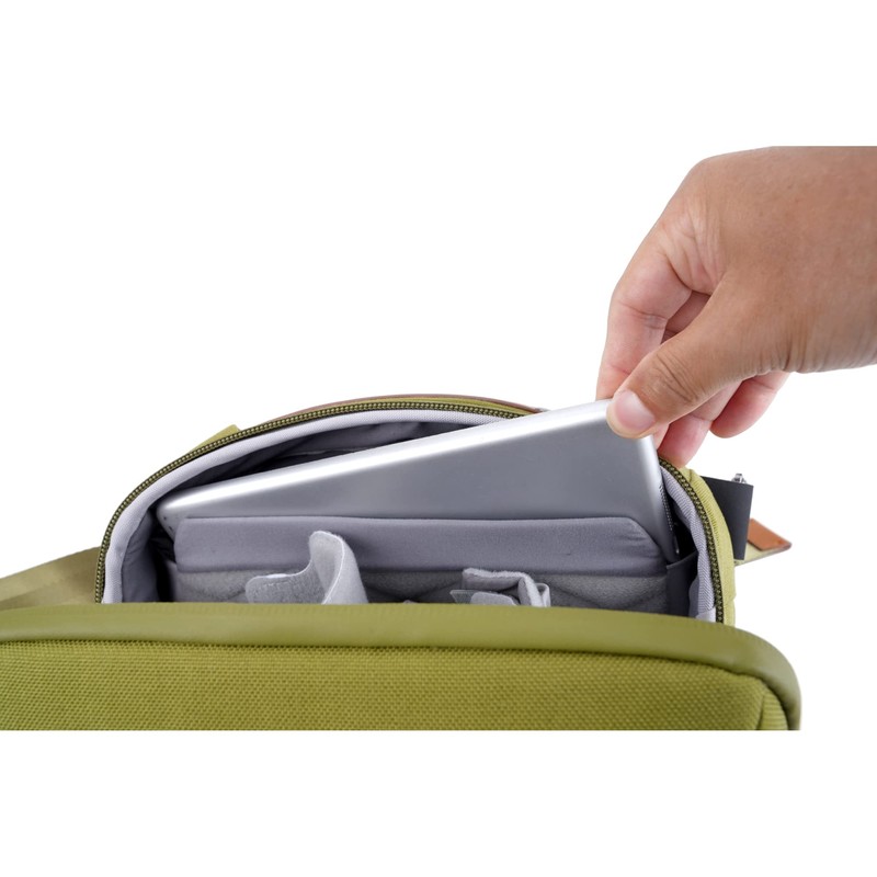 Vanguard VEO City CB29 Cross Body Mirrorless Camera Bag -