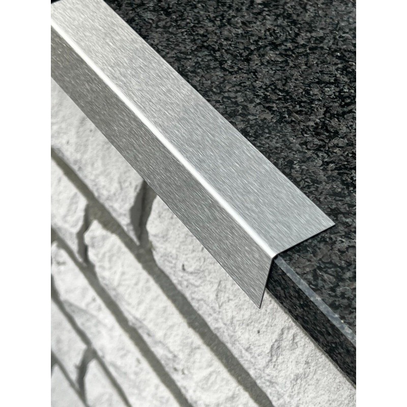 Stainless Steel Angle 1500 mm 90 Degree Angle Profile 25