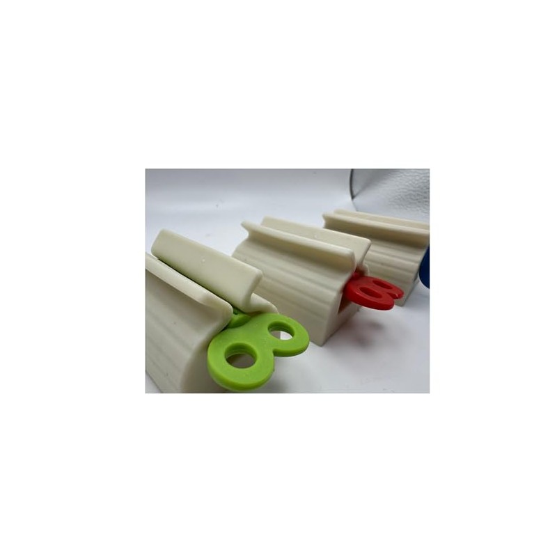 Aretro Toothpaste Squeezer, Set of 3, Rotating Handle, Blue, Green,