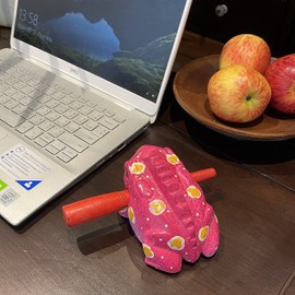 Cozinest 5" Wooden Frog Percussion Instrument - Guiro Rasp Tone Block Thailand Handcraft Musical Lucky Frog Home Office Decoration Nice Gift (Pink)