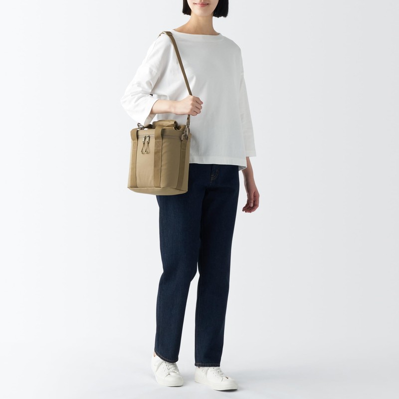 MUJI 84383151 Insulated Bag, Beige, Size M, 8.7 x 7.9