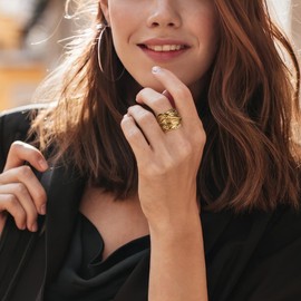 Mytys Silver 2 Tone Wide Statement Rings Vintage Cable Wire Crossover Chunky Band Rings for Women Men (14K Gold, 7)