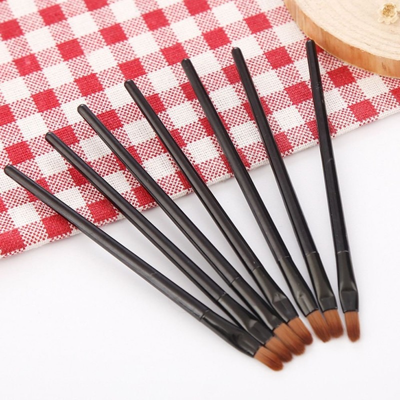 ISKYBOB 50 Pieces Black Disposable Lip Brushes Lipstick Gloss Wands