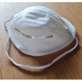 20 Approved Dust (Nuisance) Masks, disposable moulded face mask/respirator for use while Cleaning, carrying out DIY and more. Pack of 20 individual masks.