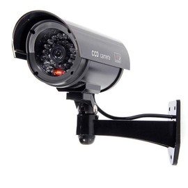 BW BW 1100B Outdoor Indoor Fake Dummy Imitation CCTV Security Camera with Blinking Flashing Light Bullet Shape Black