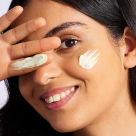 TOPICREM Mela Anti-Dark Spot Day Cream SPF50+ 40 ml