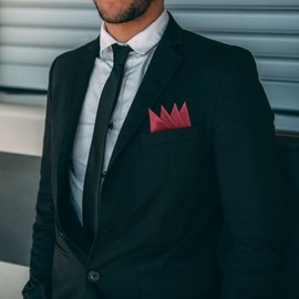 GHTIYLP Prefolded Pocket Squares for Men Solid Color Pre-folded Mens Handkerchief Suit Pocket Square for Business Wedding (Burgundy)