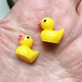 M00068x2 MOREZMORE 2pc Miniature Bathtub Rubber Duck Duckie Ducky Mini Prop for Puppet or Dollhouse