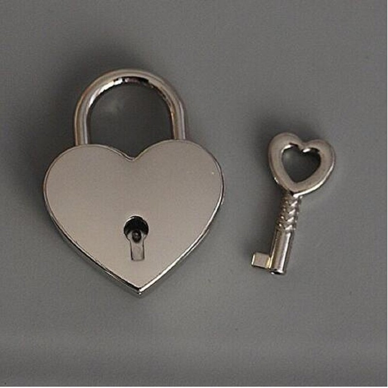 Wendin 1 Pieces Height Polished Heart Shaped Padlock & Skeleton