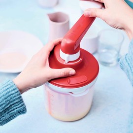 NewTupperware Whip N Mix Chef 5¼-cup/1.25L Mixer Red/White