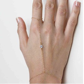 Yheakne Boho Crystal Finger Bracelet Gold Ring Wrist Bracelet Vintage Slave Bracelet Minimalist Ring Chain Bracelet Hand Chain Jewelry for Women and Girls (Gold)