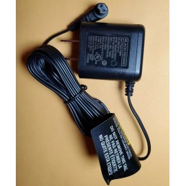 BLACK+DECKER Black and Decker Genuine OEM Replacement Charger # 90627870-01