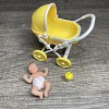 ZURU 5 SURPRISE MY MINI BABY YELLOW STROLLER, BABY, DIAPER,