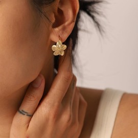 Gold Flower Earrings for Women Flower Dainty Earrings Party Prom Dresses Vintage Accessories Gold Trendy Jewelry Gift