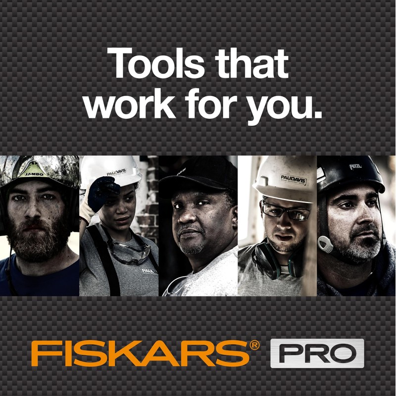 Fiskars Pro IsoCore Splitting Maul and Stainless Steel Axe, Wood