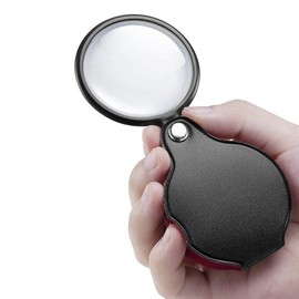 Portable 5x Pocket Magnifier for Easy Reading of Small Text When Parents Go Out / 부모님 외출 작은글씨 보기 편한 휴대용 포켓 돋보기 5배율