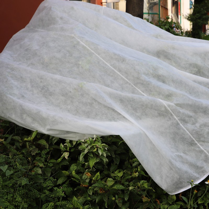 Non Woven Plant Cover Blankets for Freeze Protection Sun and