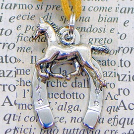 [puntouno] Puntouno Good Luck Horseshoe Accessories◆ Horse 1 "Running for the Better · Happiness · Work · Learning " Silver Horseshoe + Silver Charm, Silver