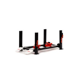 Greenlight 1:18 Four-Post Lift - Holle* Performance 13638 [Shipping from Canada]